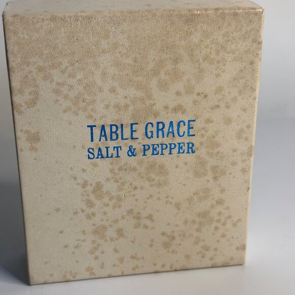 Vintage Table Grace “Grace Before Meals” Salt & Pepper Shaker Set – In Box 2.75" - Picture 9 of 9